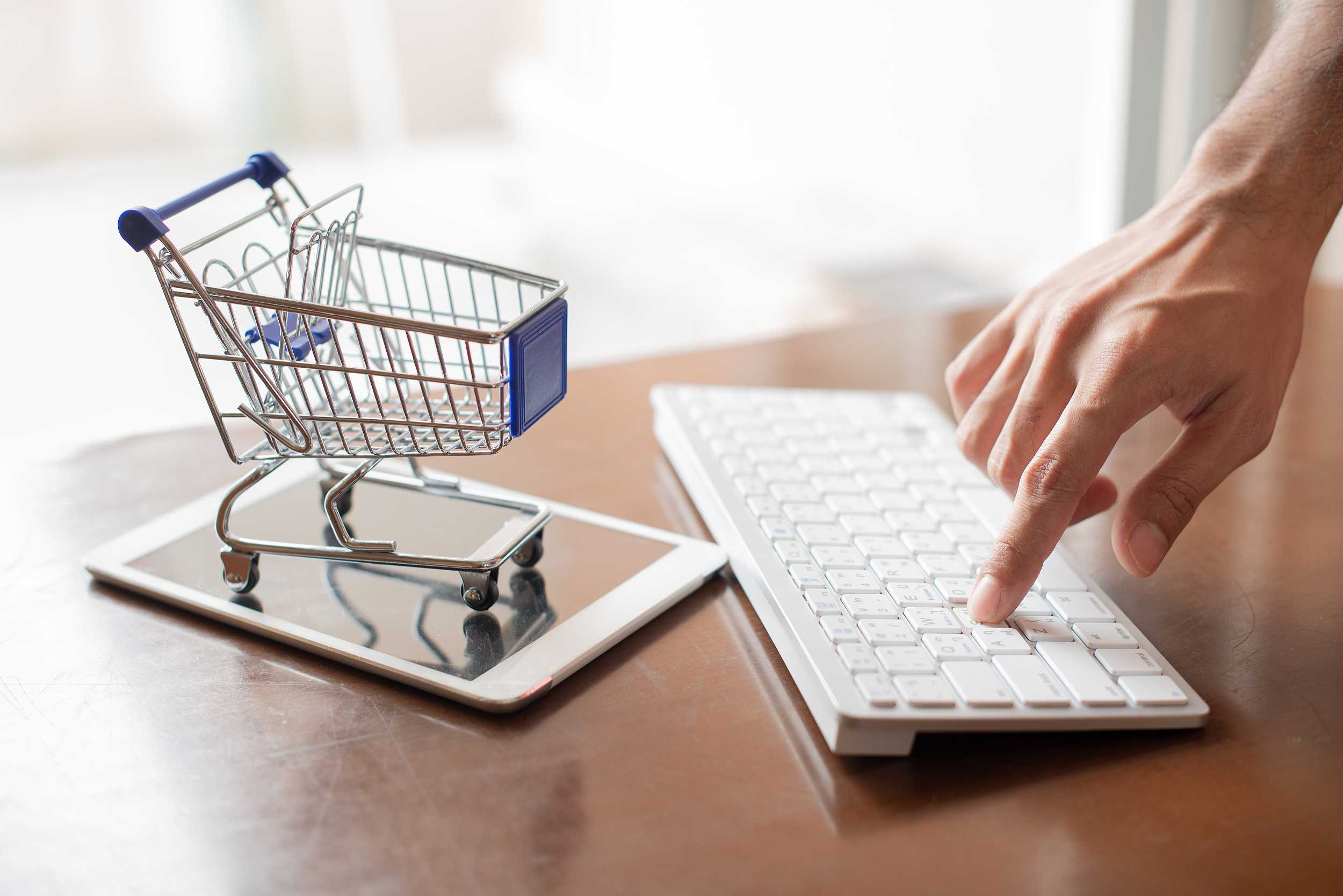 牧心灯具销售策略与市场洞察