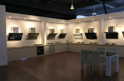 电商冲击下，厨卫五金实体零售商的破局之道